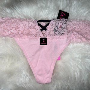 NWT La SENZA Lace Thong